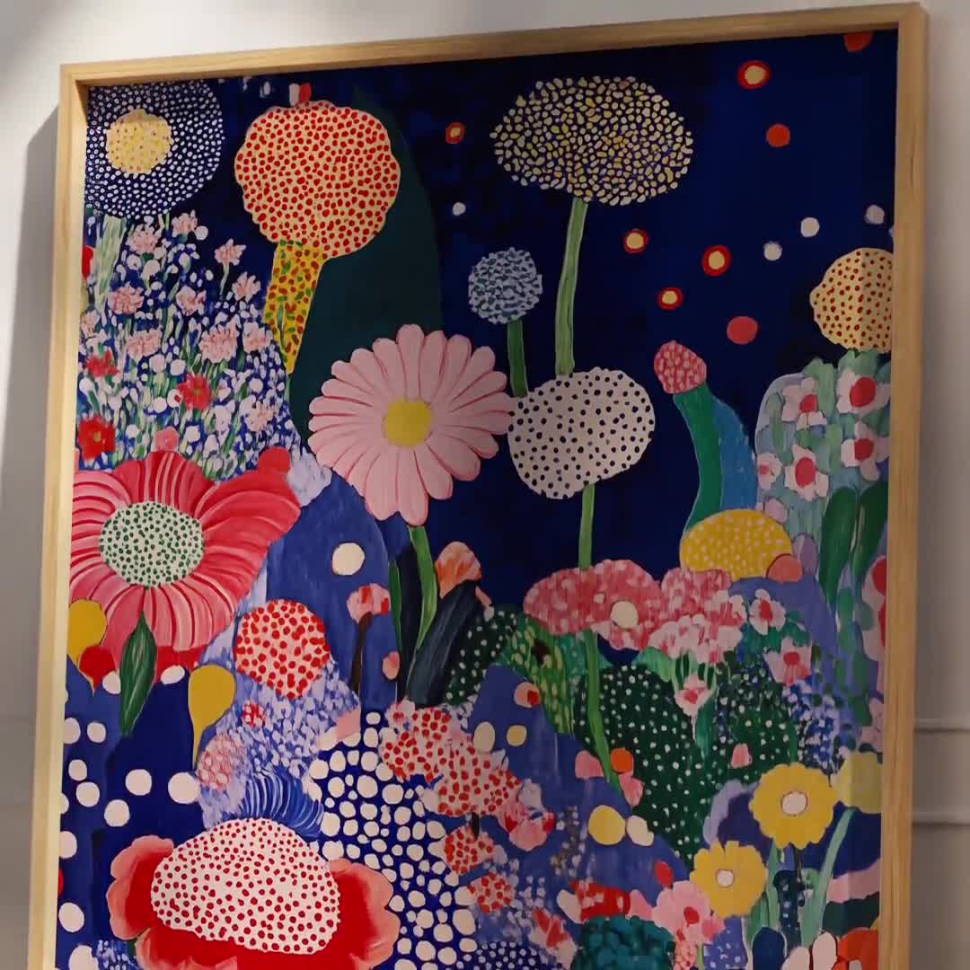草間彌生にインスパイアされた花柄プリント、抽象的な水玉模様のアート